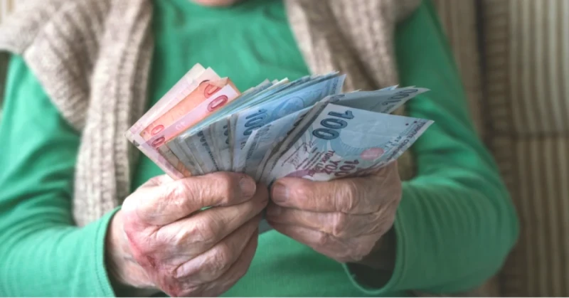 Emekli Bayram İkramiyesi 2026: Ramazan Bayramı'nda Ne Kadar Artacak?